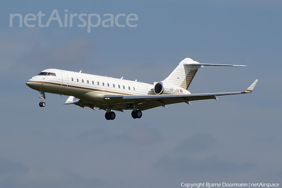 TAG Aviation UK Bombardier BD-700-1A10 Global Express XRS (HB-JGE) | Photo 459320