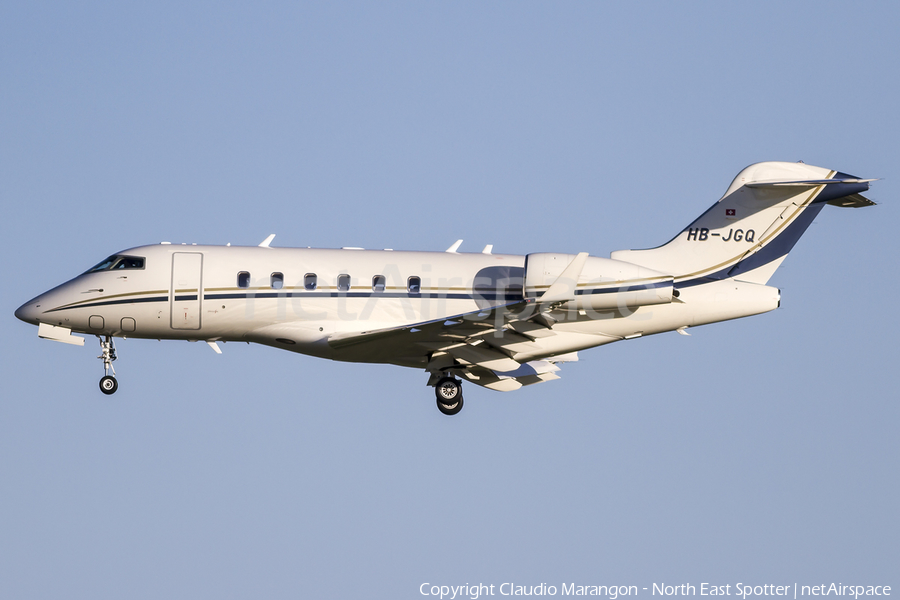 Premium Jet Bombardier BD-100-1A10 Challenger 300 (HB-JGQ) | Photo 97431