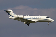 Premium Jet Bombardier BD-100-1A10 Challenger 300 (HB-JGQ) at  Zurich - Kloten, Switzerland