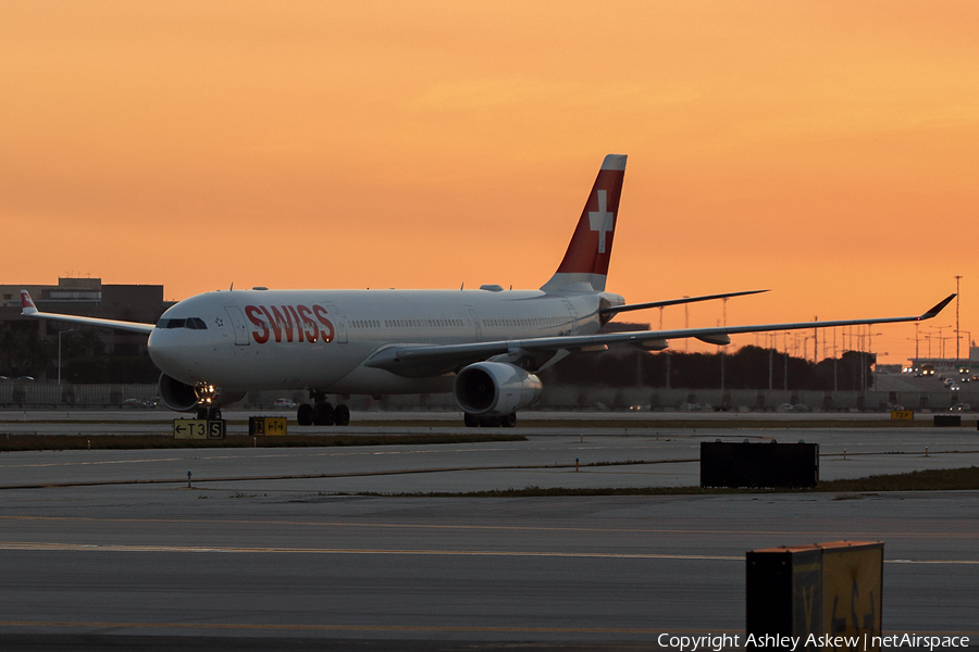 Swiss International Airlines Airbus A330-343X (HB-JHB) | Photo 145421