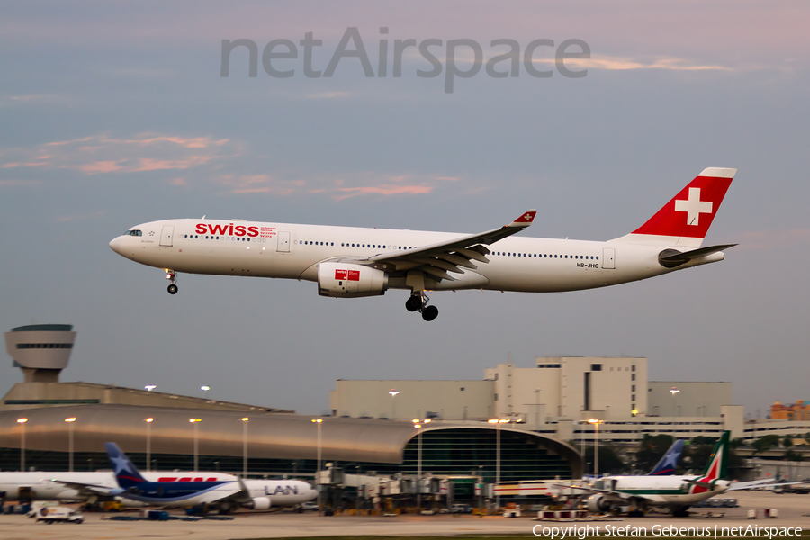 Swiss International Airlines Airbus A330-343X (HB-JHC) | Photo 37869