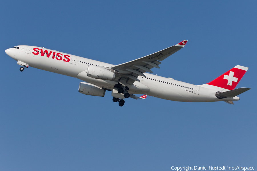 Swiss International Airlines Airbus A330-343X (HB-JHC) | Photo 421064