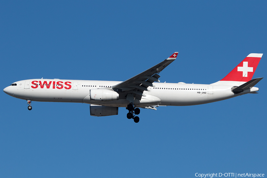 Swiss International Airlines Airbus A330-343X (HB-JHD) | Photo 219093