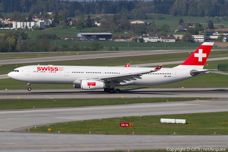 Swiss International Airlines Airbus A330-343X (HB-JHD) | Photo 355023