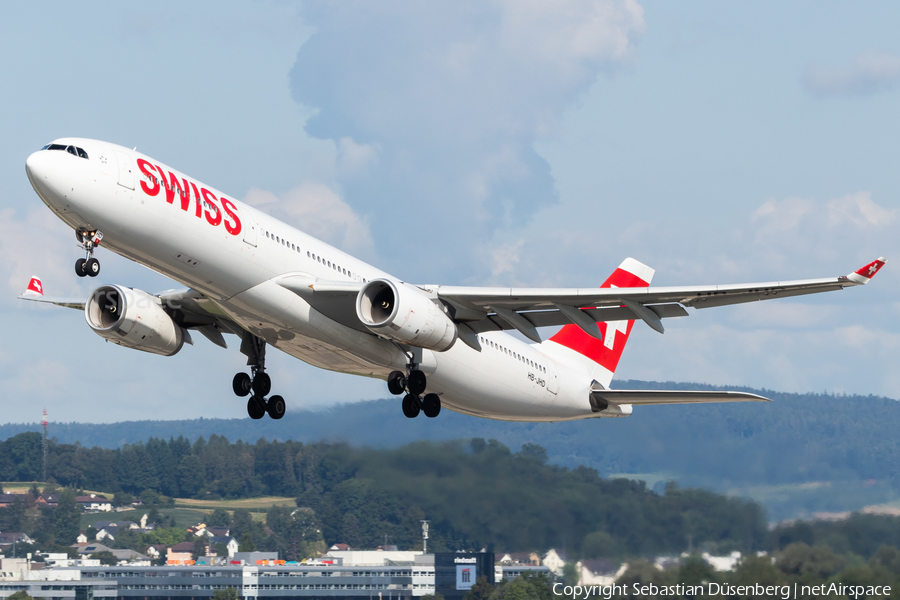 Swiss International Airlines Airbus A330-343X (HB-JHD) | Photo 355573
