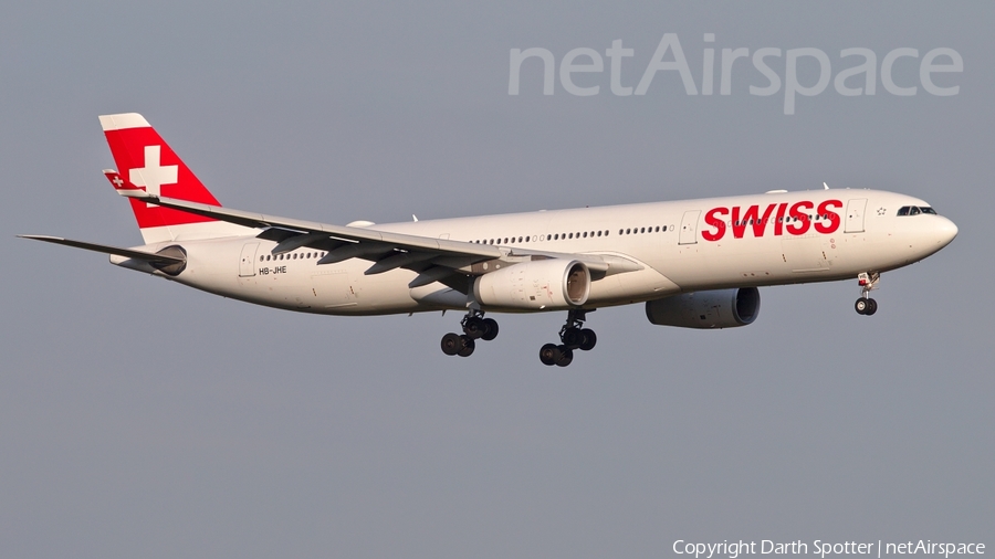 Swiss International Airlines Airbus A330-343X (HB-JHE) | Photo 160137