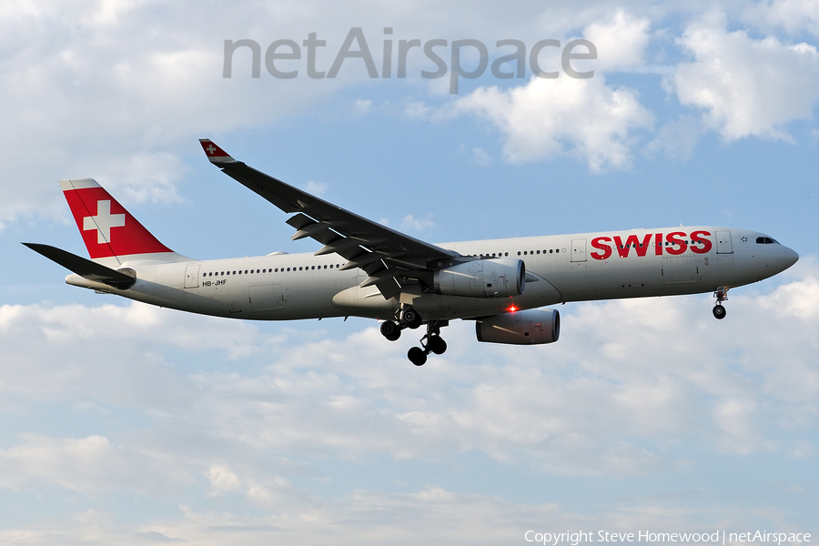 Swiss International Airlines Airbus A330-343X (HB-JHF) | Photo 525185