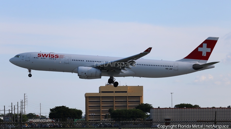 Swiss International Airlines Airbus A330-343X (HB-JHF) | Photo 316835
