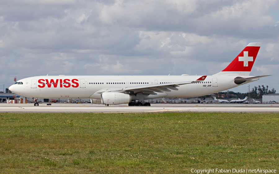 Swiss International Airlines Airbus A330-343X (HB-JHF) | Photo 324573
