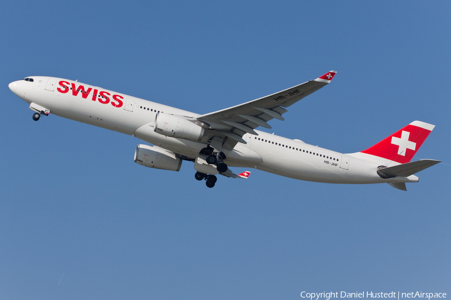 Swiss International Airlines Airbus A330-343X (HB-JHF) | Photo 421065