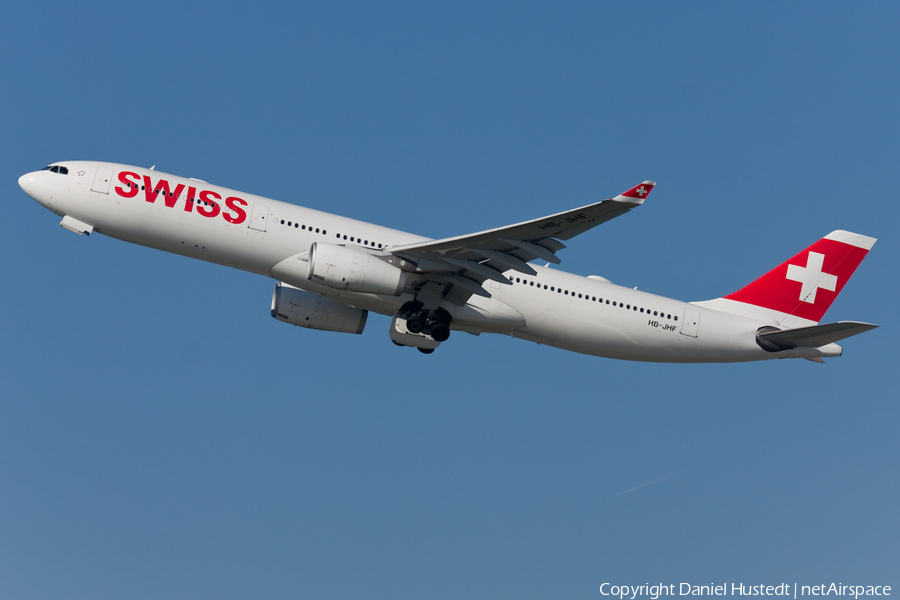 Swiss International Airlines Airbus A330-343X (HB-JHF) | Photo 421411