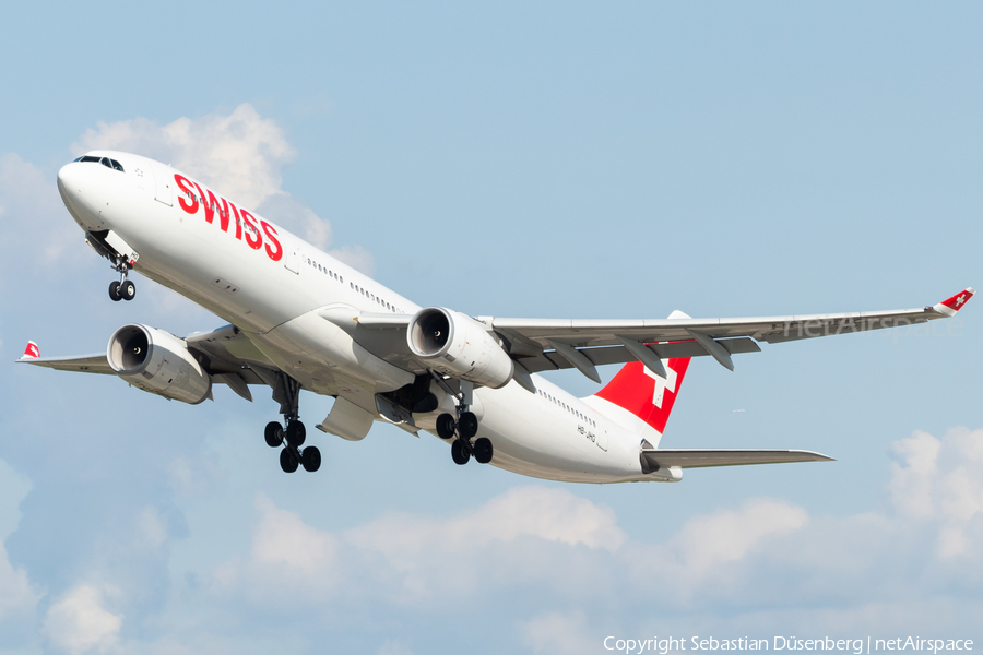 Swiss International Airlines Airbus A330-343X (HB-JHG) | Photo 355560