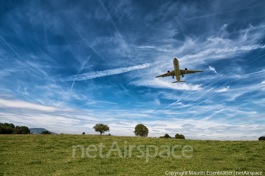 Swiss International Airlines Airbus A330-343X (HB-JHH) | Photo 118265
