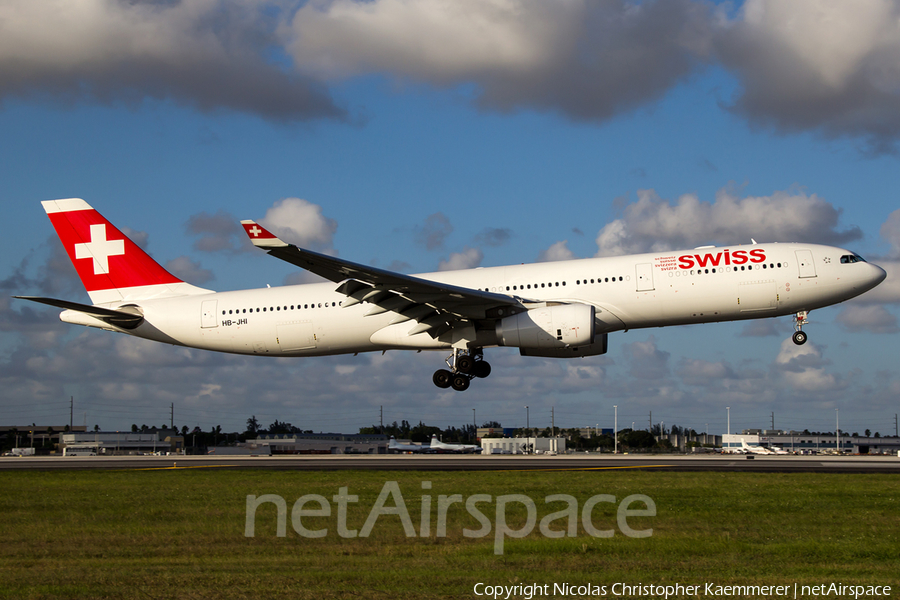 Swiss International Airlines Airbus A330-343X (HB-JHI) | Photo 122401