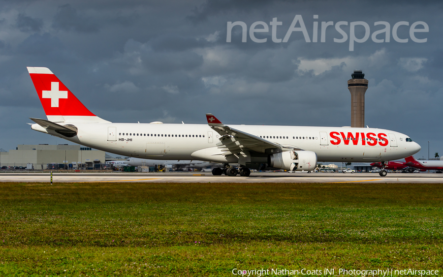 Swiss International Airlines Airbus A330-343X (HB-JHI) | Photo 380492