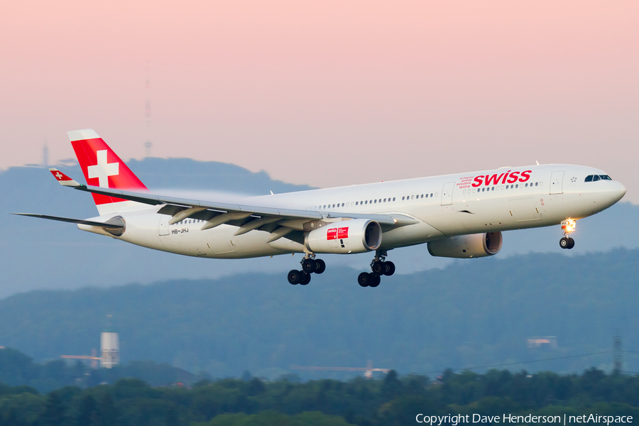 Swiss International Airlines Airbus A330-343X (HB-JHJ) | Photo 9557