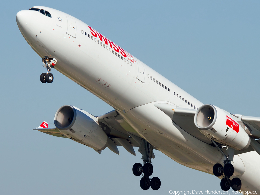 Swiss International Airlines Airbus A330-343X (HB-JHJ) | Photo 9735