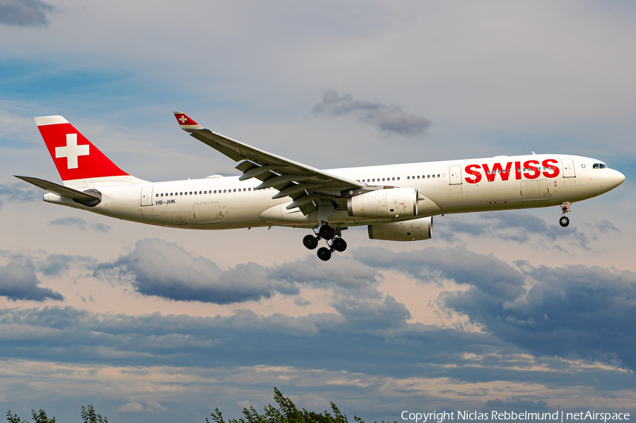 Swiss International Airlines Airbus A330-343X (HB-JHK) | Photo 392623