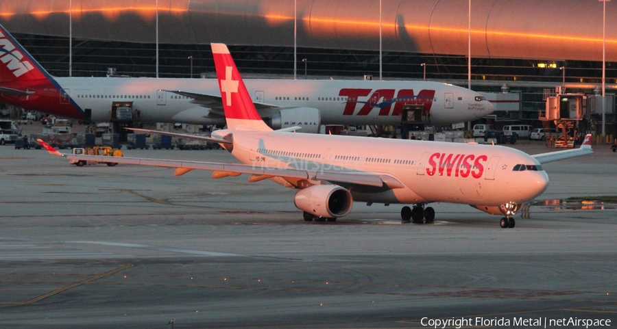 Swiss International Airlines Airbus A330-343X (HB-JHK) | Photo 545452