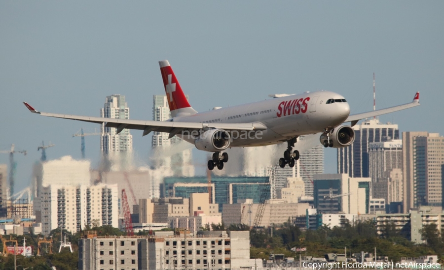 Swiss International Airlines Airbus A330-343X (HB-JHL) | Photo 296456