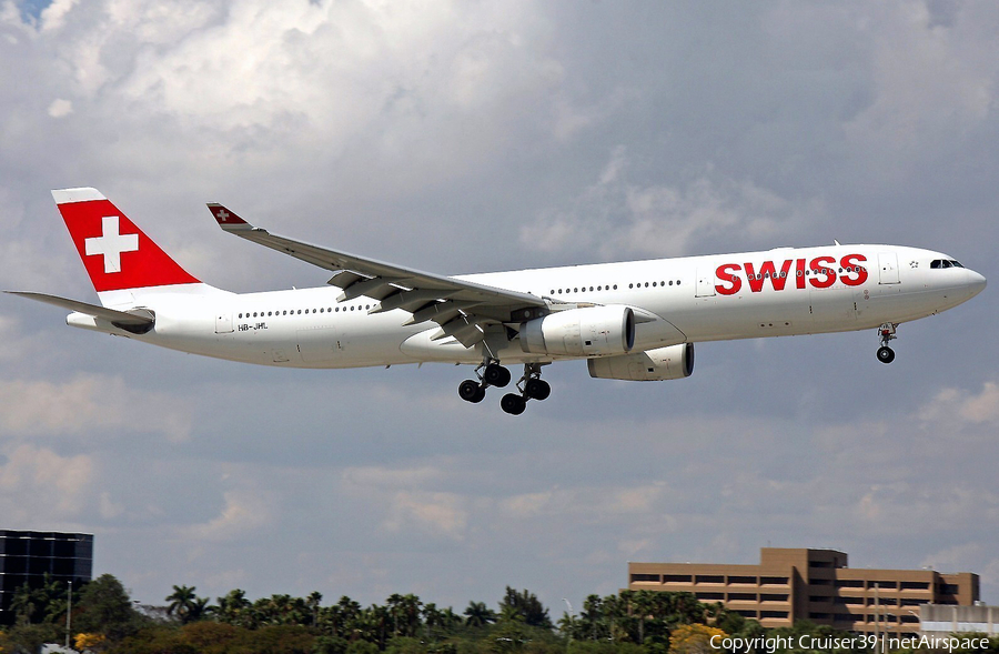 Swiss International Airlines Airbus A330-343X (HB-JHL) | Photo 95123
