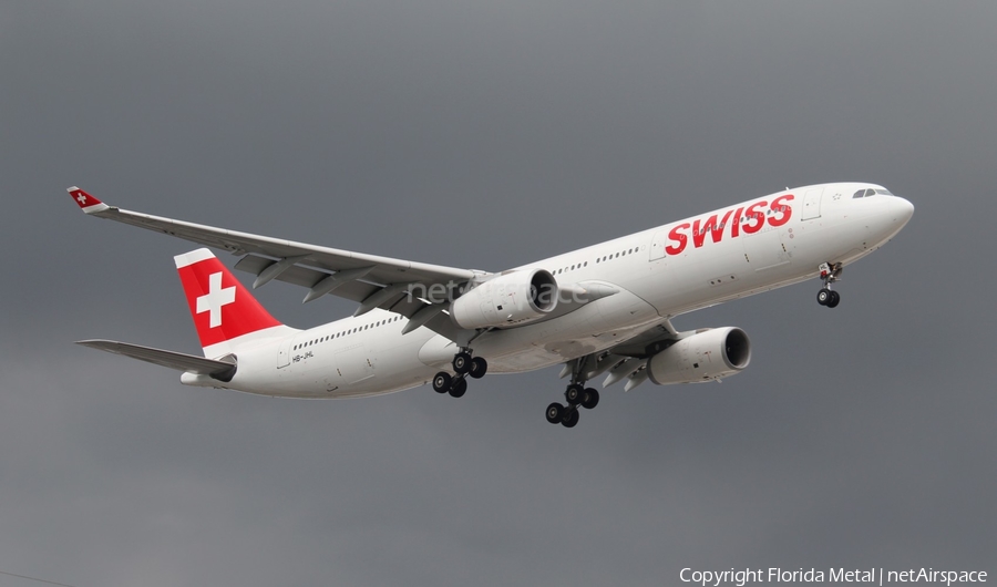 Swiss International Airlines Airbus A330-343X (HB-JHL) | Photo 316842