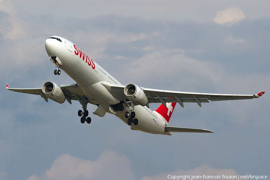 Swiss International Airlines Airbus A330-343X (HB-JHL) | Photo 101546