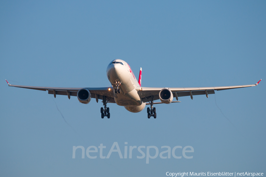 Swiss International Airlines Airbus A330-343X (HB-JHM) | Photo 53705