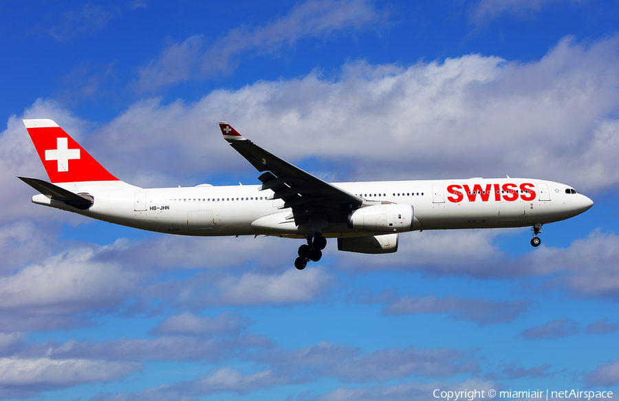 Swiss International Airlines Airbus A330-343 (HB-JHN) | Photo 374680