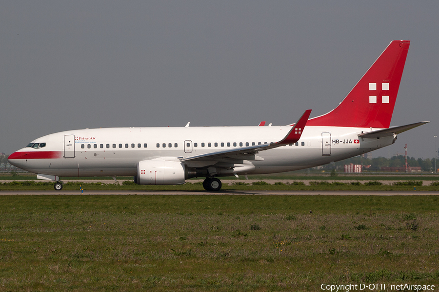 PrivatAir Boeing 737-7AK(BBJ) (HB-JJA) | Photo 199093