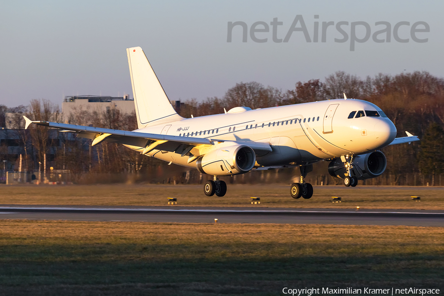 Nomad Aviation Airbus A319-133X CJ (HB-JJJ) | Photo 521303