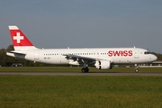 Swiss International Airlines Airbus A320-214 (HB-JLP) at  Hamburg - Fuhlsbuettel (Helmut Schmidt), Germany