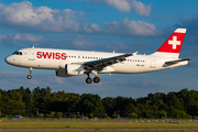 Swiss International Airlines Airbus A320-214 (HB-JLP) at  Hamburg - Fuhlsbuettel (Helmut Schmidt), Germany