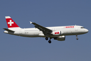 Swiss International Airlines Airbus A320-214 (HB-JLP) at  London - Heathrow, United Kingdom