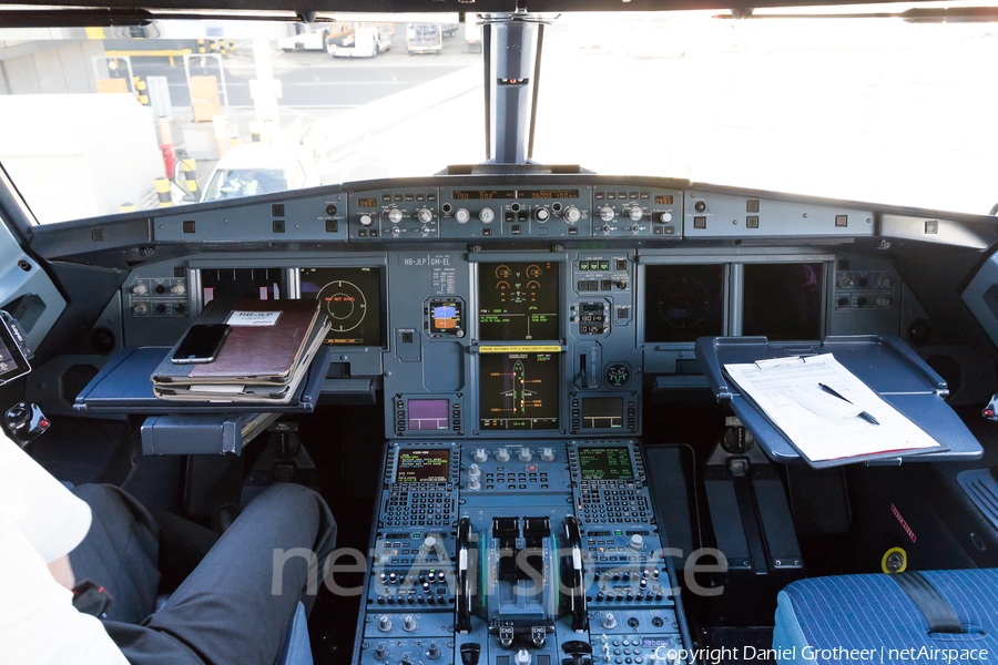 Swiss International Airlines Airbus A320-214 (HB-JLP) | Photo 378052