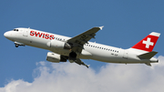 Swiss International Airlines Airbus A320-214 (HB-JLP) at  Warsaw - Frederic Chopin International, Poland