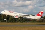 Swiss International Airlines Airbus A320-214 (HB-JLQ) at  Hamburg - Fuhlsbuettel (Helmut Schmidt), Germany
