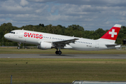 Swiss International Airlines Airbus A320-214 (HB-JLR) at  Hamburg - Fuhlsbuettel (Helmut Schmidt), Germany