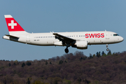 Swiss International Airlines Airbus A320-214 (HB-JLR) at  Zurich - Kloten, Switzerland