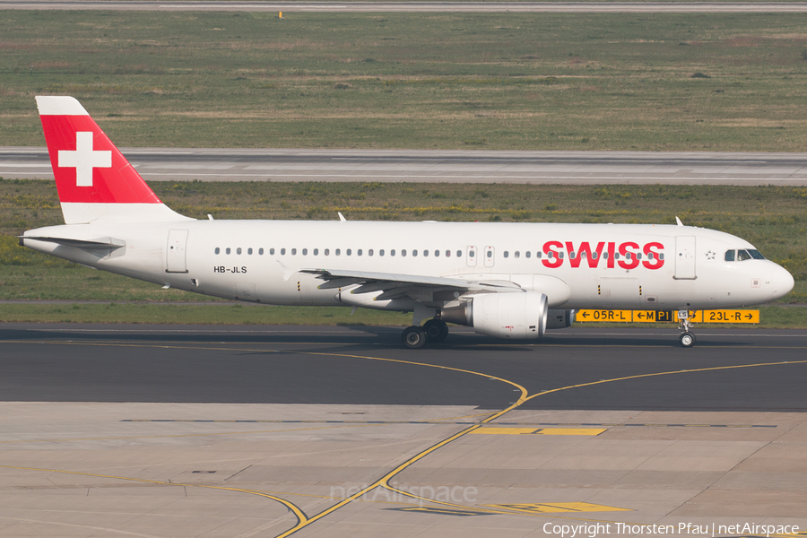 Swiss International Airlines Airbus A320-214 (HB-JLS) | Photo 76002