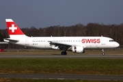 Swiss International Airlines Airbus A320-214 (HB-JLS) at  Hamburg - Fuhlsbuettel (Helmut Schmidt), Germany