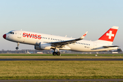 Swiss International Airlines Airbus A320-214 (HB-JLT) at  Amsterdam - Schiphol, Netherlands
