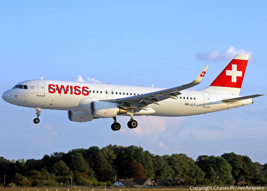 Swiss International Airlines Airbus A320-214 (HB-JLT) | Photo 90710