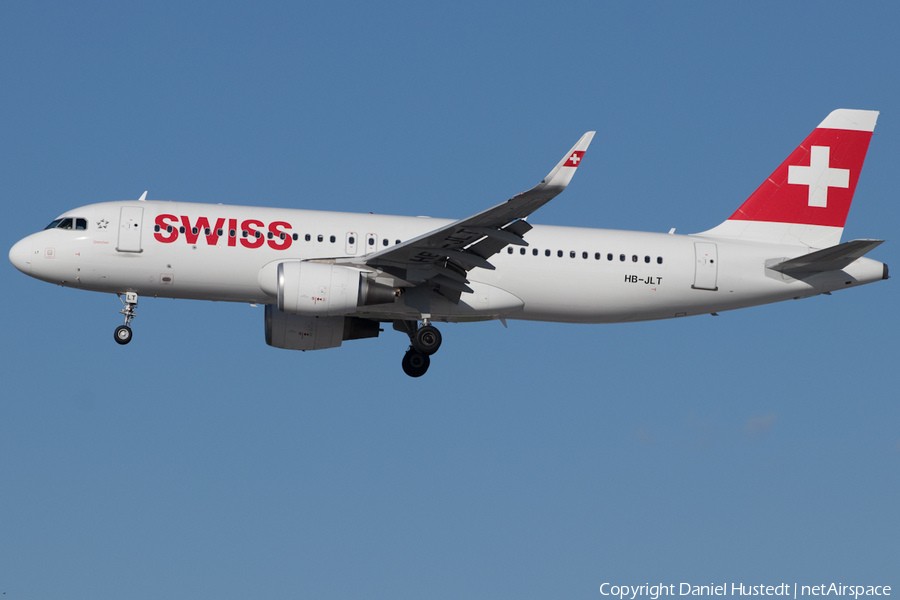 Swiss International Airlines Airbus A320-214 (HB-JLT) | Photo 414753