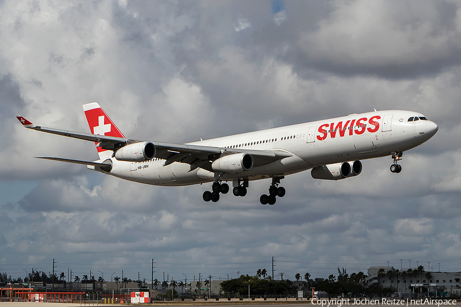 Swiss International Airlines Airbus A340-313E (HB-JMH) | Photo 221346