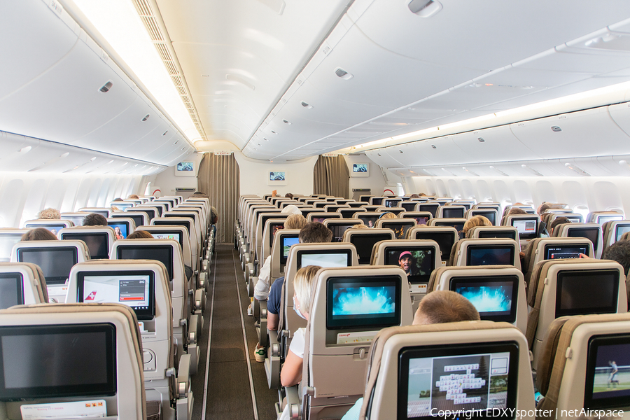 Swiss International Airlines Boeing 777-3DE(ER) (HB-JNA) | Photo 487969