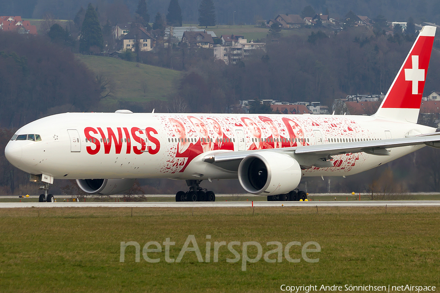 Swiss International Airlines Boeing 777-3DE(ER) (HB-JNA) | Photo 100956