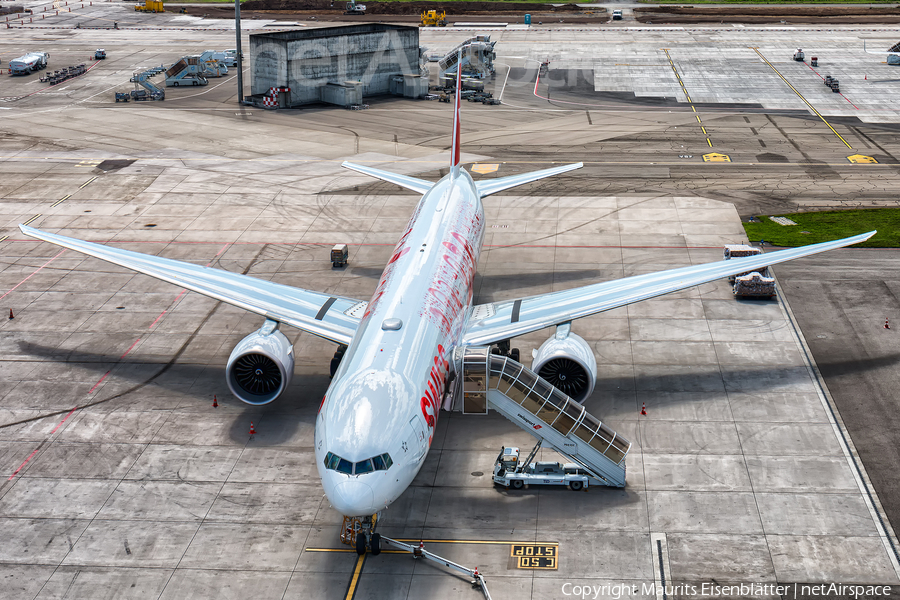 Swiss International Airlines Boeing 777-3DE(ER) (HB-JNA) | Photo 118290