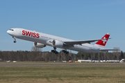 Swiss International Airlines Boeing 777-3DE(ER) (HB-JNB) at  Schwerin-Parchim, Germany