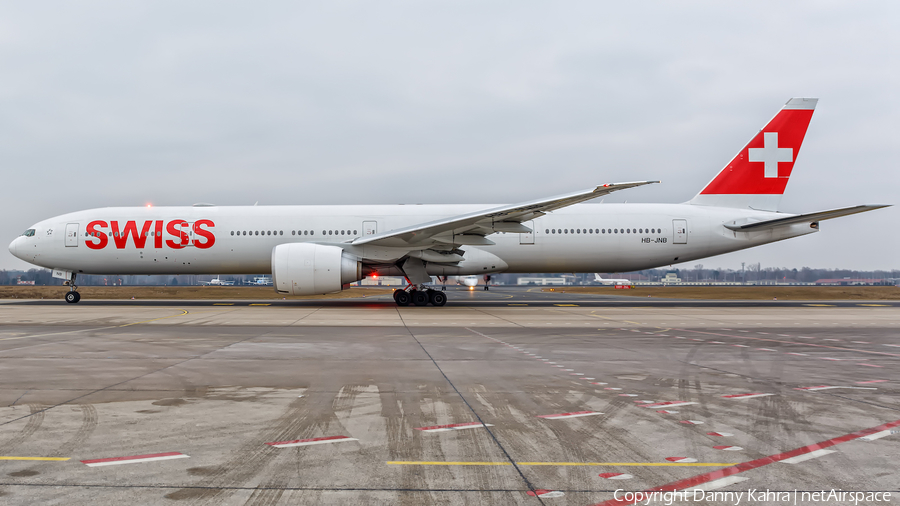 Swiss International Airlines Boeing 777-3DE(ER) (HB-JNB) | Photo 145139